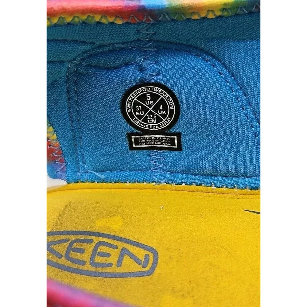 Keen Knotch River Kids Girls Sandals Size 5 Blue Yellow Water Sport Shoes